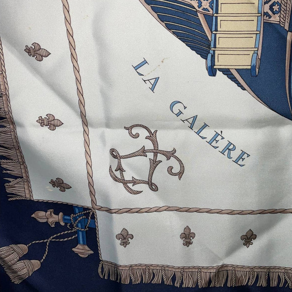Hermes “VU DU CAROSSE  DE” 100%bSilk Scarf 90cm Square - Picture 12 of 16